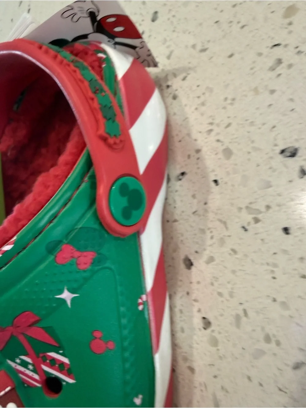 CROCS green red